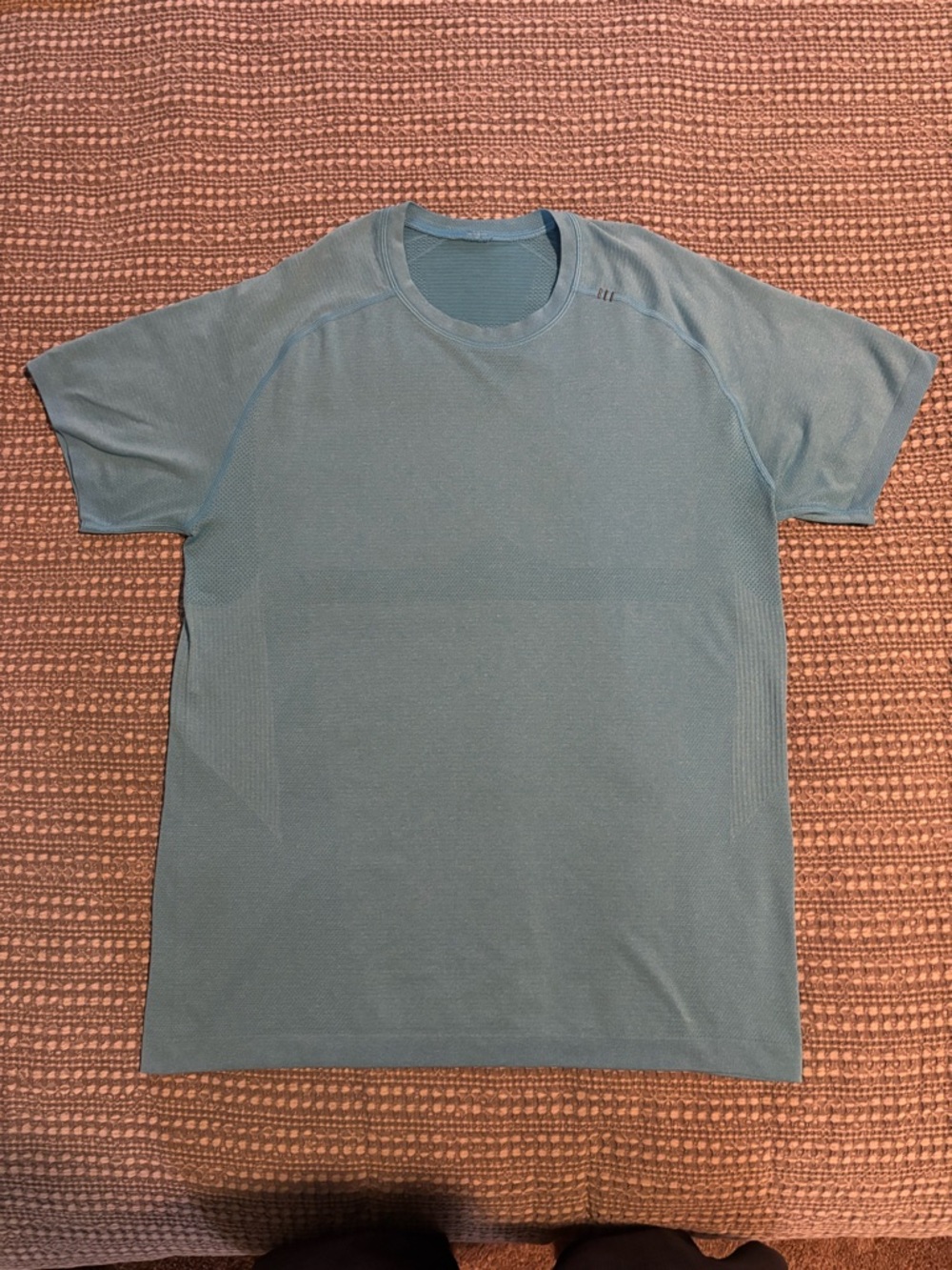 lululemon Metal Vent Tech T Shirt - Men’s - Light Blue